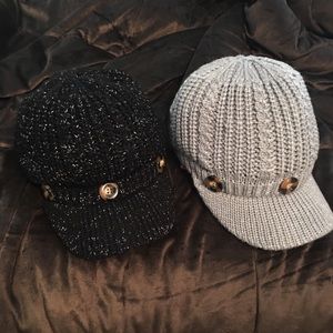 Cable knit hat set in black and grey